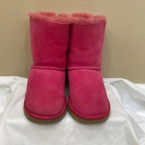 Ugg. Bailey Bow II. Pink. Size 5